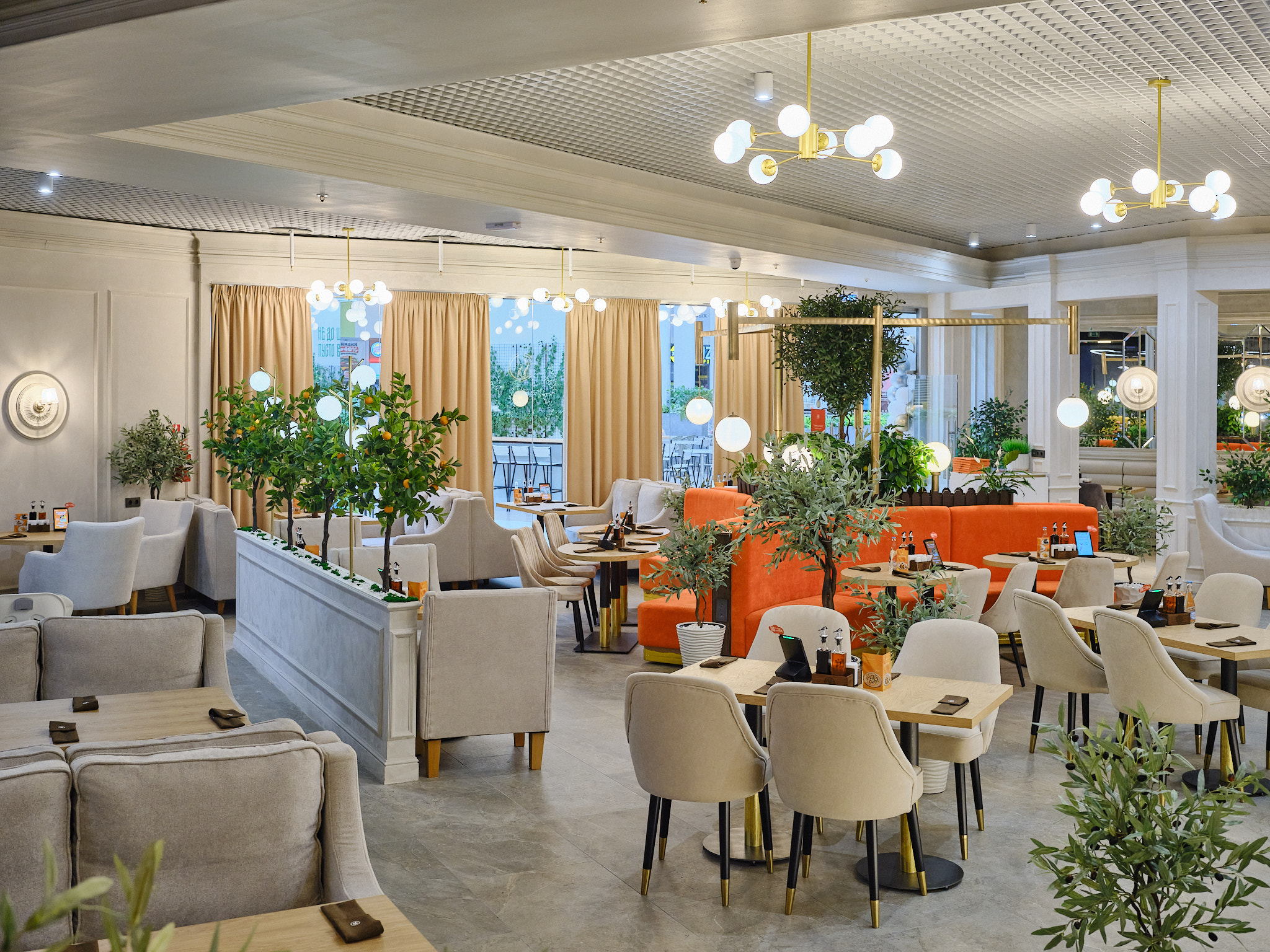 Новые рестораны iL Патио и «Планета суши» открылись в Москве ТРЦ «Город» (Лефортово)